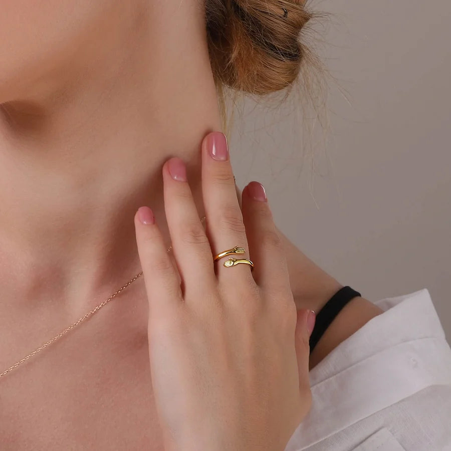 Hug Ring — Give her a hug she can  always wear. 💫